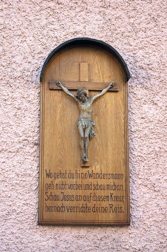 Haus Siernerstraße 7 mit Hauskreuz