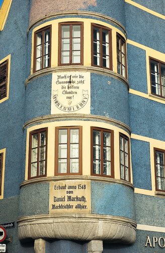 Haus Ritzbergerstraße 1 - Hausinschrift - Sonnenuhr