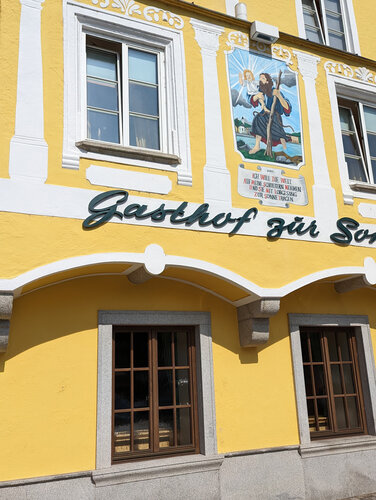 Haus Kurzwernhartplatz 5 - Christophorus-Bild - Hochwasserbild - Wirtshausschild