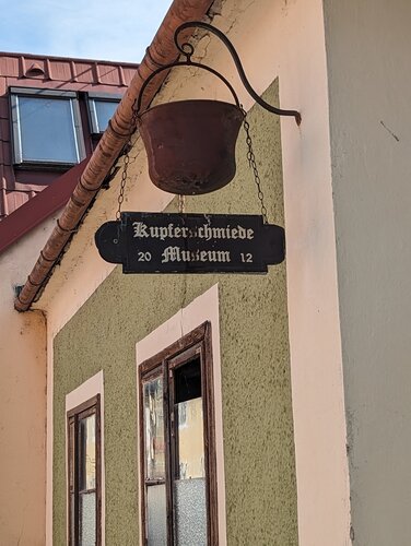 Haus Abelstraße 18 - Gotische Wandmalereien - Hauszeichen Kupferschmiedhaus