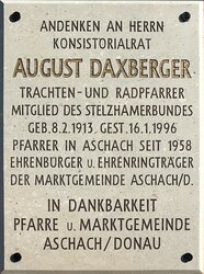 Friedhof Aschach - Friedhofskirche - Epitaph Pfarrer August Daxberger