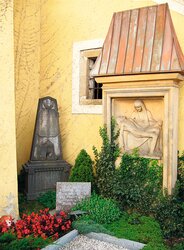 Friedhof Aschach - Grabstätte der Familie Ettl