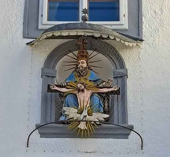 Gnadenstuhl-Dreifaltikgeit am Hauptplatz