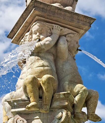 Marienbrunnen am Hauptplatz