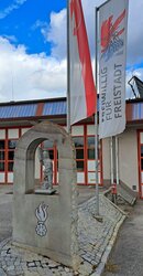 Statue Hl. Florian beim Feuerwehrzeughaus