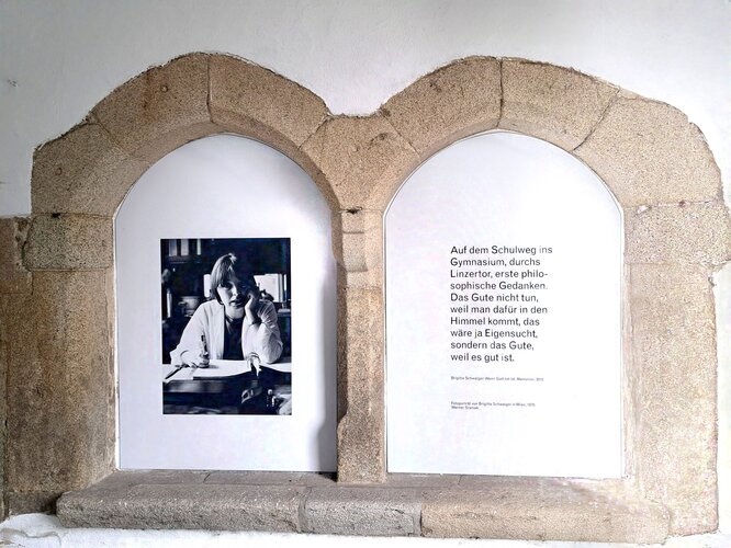 Brigitte Schwaiger Literaturweg - Station 09
