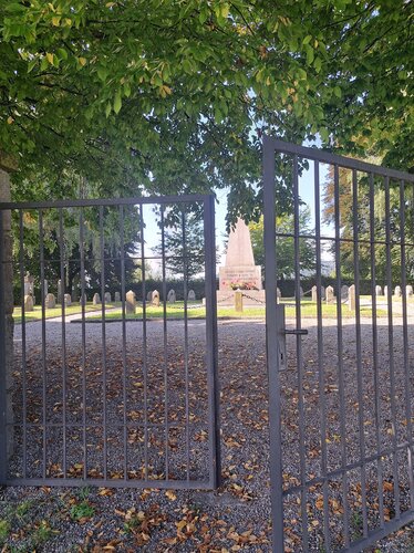 Sowjetischer Soldatenfriedhof