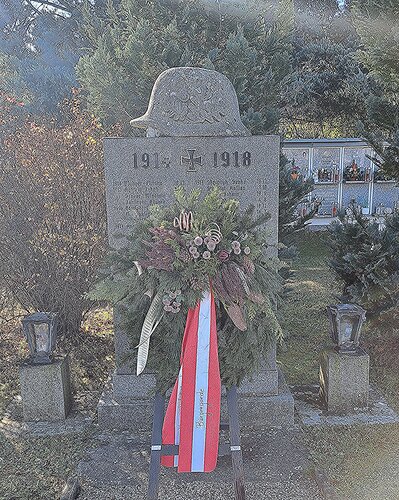 Kriegerdenkmal am Friedhof