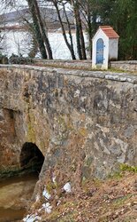 Jaunitzbrücke mit Kapellenbildstock