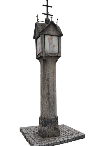 Barbarasäule vor der Kaserne