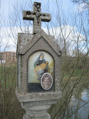 Säulenbildstock beim Gemeindeteich Herbert Schwarz