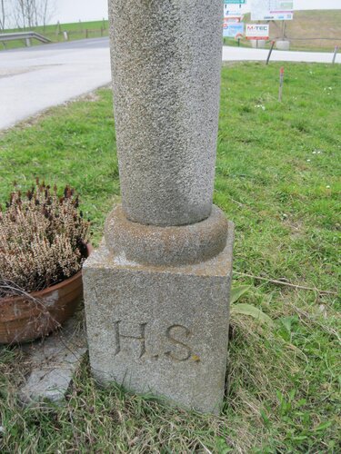 Säulenbildstock beim Gemeindeteich Herbert Schwarz