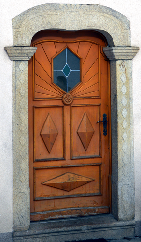 Dauner - Mauernische und Tür