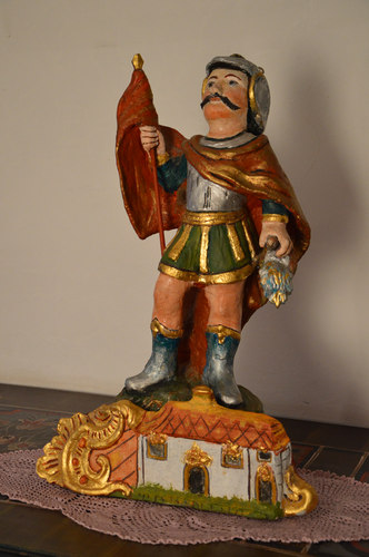 Kranzlbauer - Mauernische und Haussegen