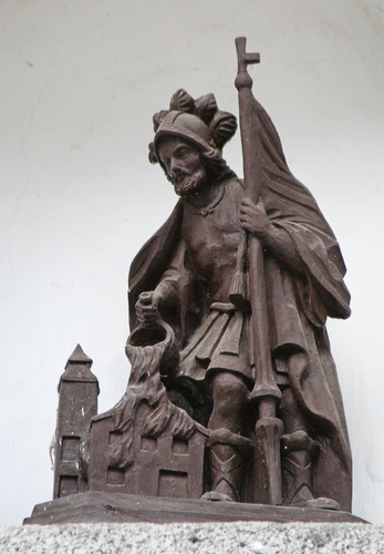 Fuchsenbauer Statue