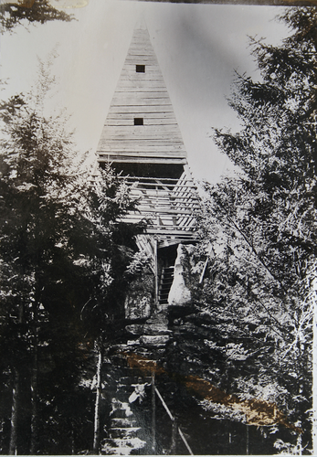 Aussichtswarte am Brockenberg