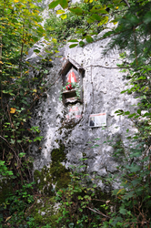 Ebenhoch-Stein  - Bildfelsen und Inschriftentafel