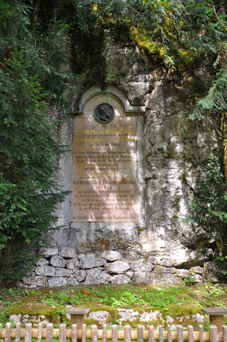 Kreuzstein im Echerntal