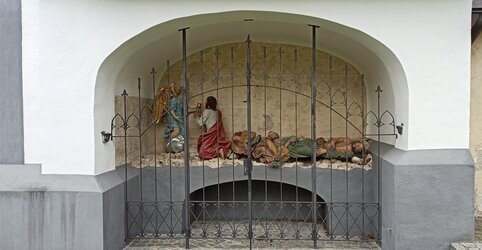 Pfarrkirche - Ölberg Außenwand