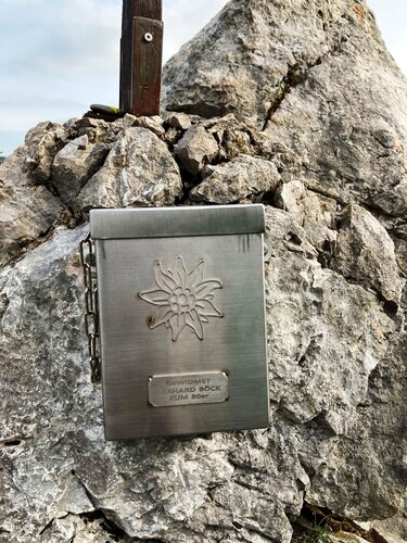 Gipfelkreuz Lärlkogel