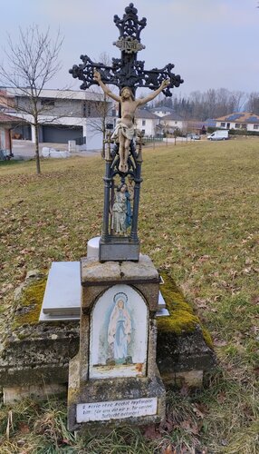 Brunnenbildkreuz in Inzing
