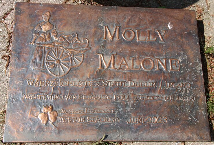Molly Malone in Spaching