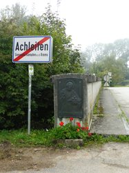Brücken-Heiliger Achleiten