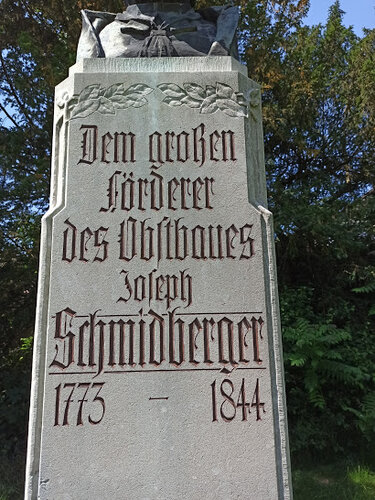 Schmidberger Denkmal