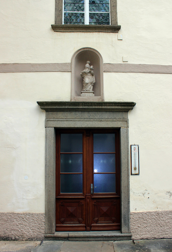 Klostergarten-Mauernische Südtrakt-Mariendarstellung