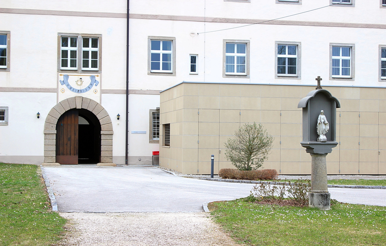 Klostergarten-Bildstock Sr. Eufrasia