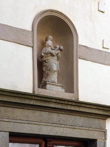 Klostergarten-Mauernische Südtrakt-Mariendarstellung