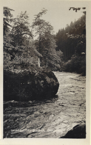 Fluss-Denkmal beim Korninger-Bruch