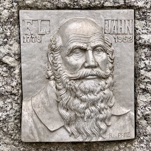 Jahn-Gedenkstein Perg