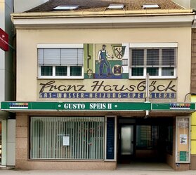 Hausböck - Sgraffito 