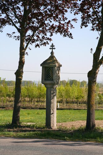 Schwarzes Kreuz, Großkopfertes Kreuz, Weißes Kreuz