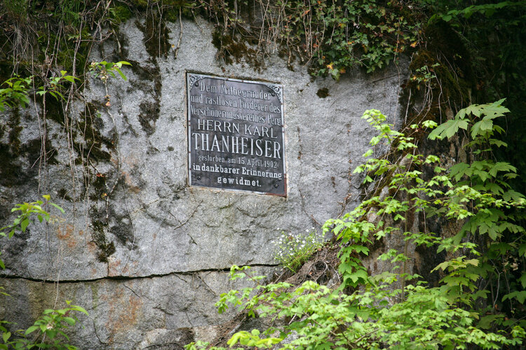 Gedenktafel Thanheiser