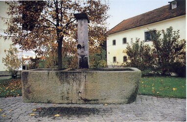 Dorfbrunnen (Grander)