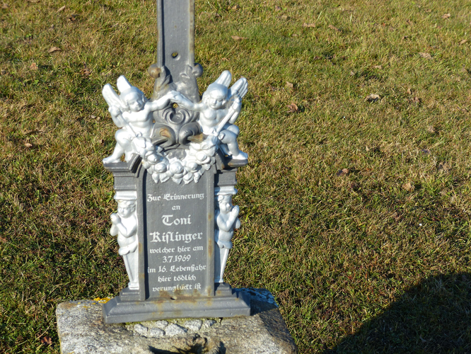 Gedenkreuz Kislinger