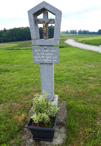 Granitpfeiler beim Prischl in Asing-Edt