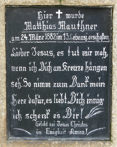 Gedenkkreuz beim Mauthner in Ohrhalling