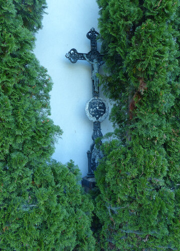 Flurkreuz in Kugelrad