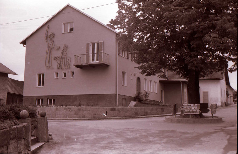 Pfarrhof Guter Hirte alt