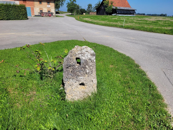 Obermayrhofer Lochstein 2