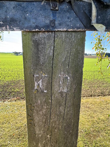 Geigenrather - Kreuz