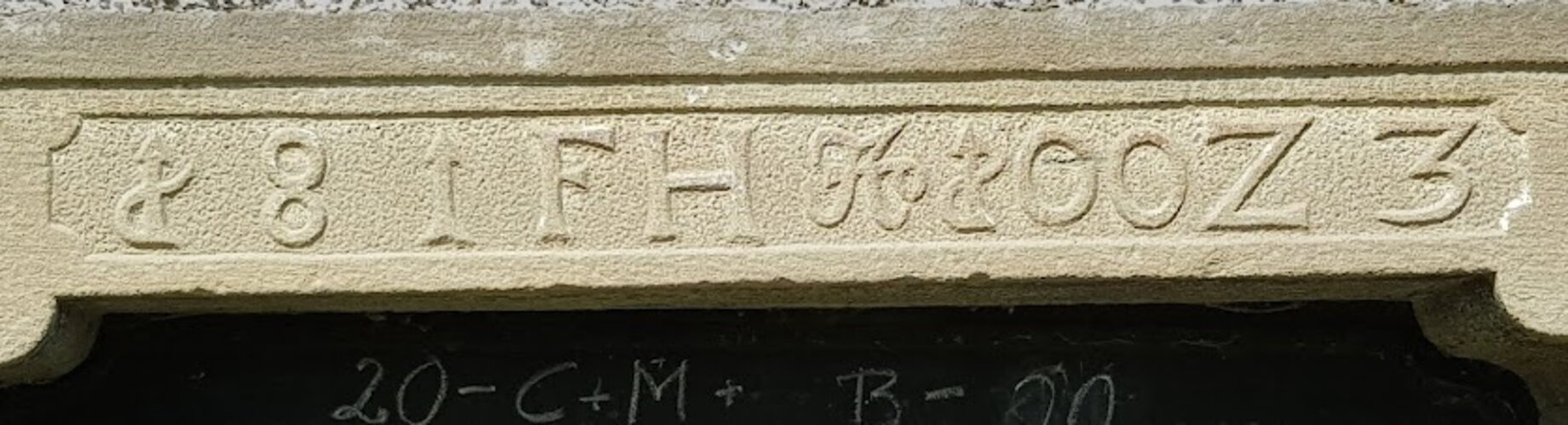 Rathmoser - Hausbild und Haustüre