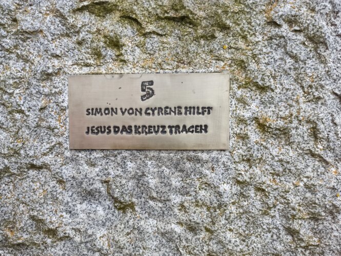 Kreuzweg in der Gmainstraße 05. Station