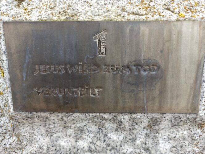 Kreuzweg in der Gmainstraße 01. Station