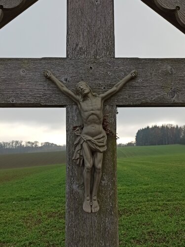 Kreuz beim Hofer in Roßberg