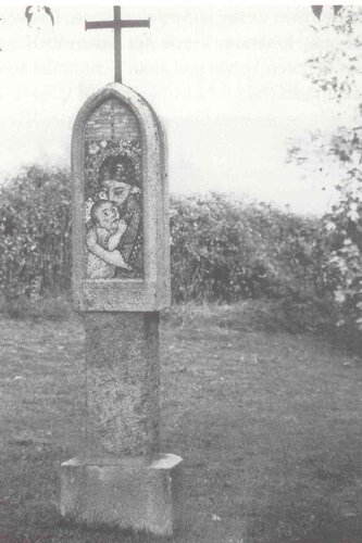 Marterl im Garten Kaiser