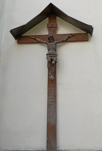 Pfarrkirche Hellmonsödt - Missionskreuz